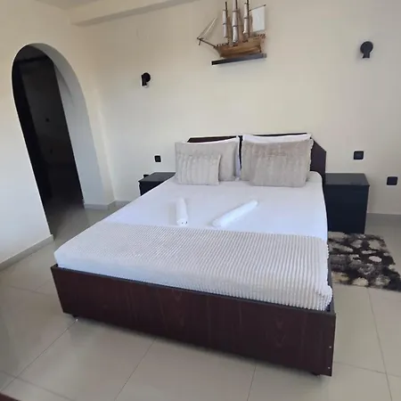 Casa Andu Πανσιόν 3*